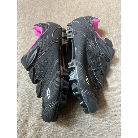Giro Black and Pink Women's Cycling Shoes - Picture 7 of 8